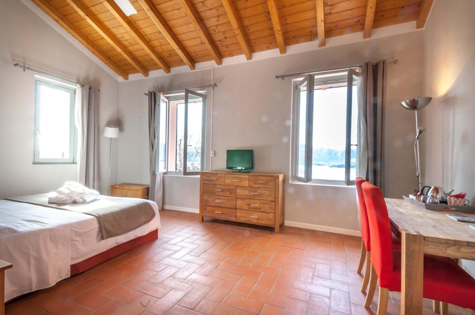 Hotel Pozzetto Laveno-Mombello